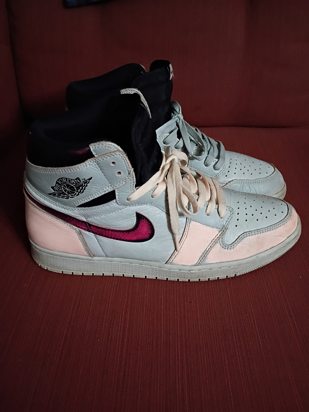 Jordan 1 NYC to Paris